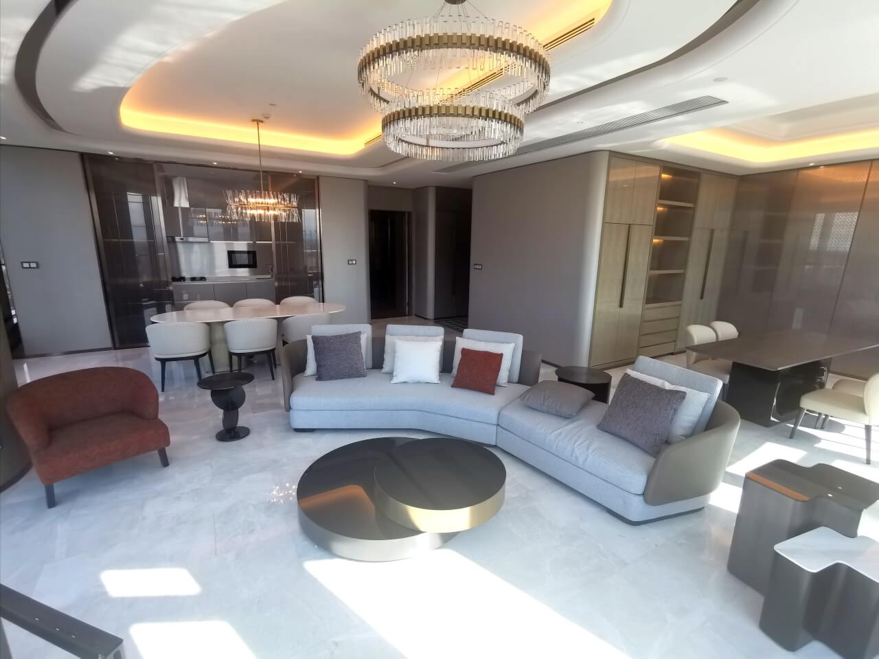 昆泰嘉瑞中心 400平  高端公寓